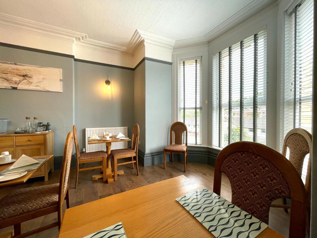 The Devonshire Villa Ilfracombe Bagian luar foto
