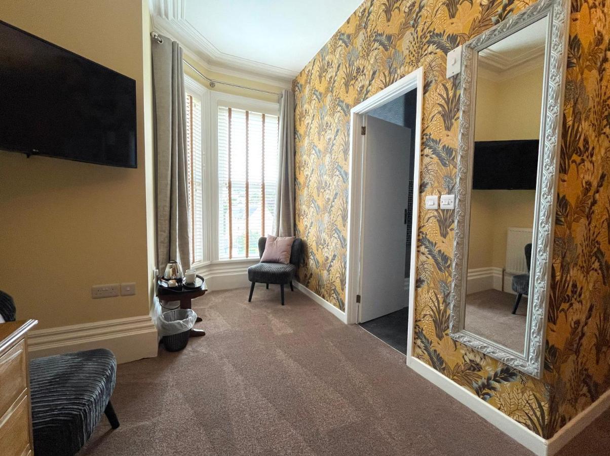 The Devonshire Villa Ilfracombe Bagian luar foto